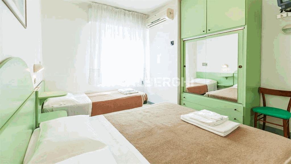 Hotel Caracas カットーリカ エクステリア 写真